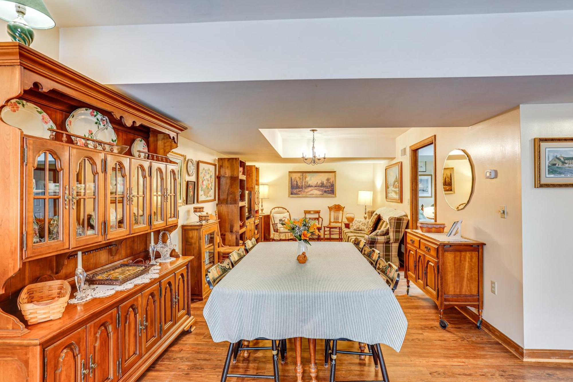 Charming Apartment With Yard And Beautiful Gardens! Manheim Exterior photo